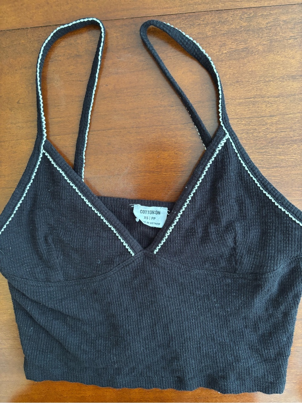 Cotton On Black Ribbed V-Neck Crop Top with Contrast Trim - Picture 5 of 7